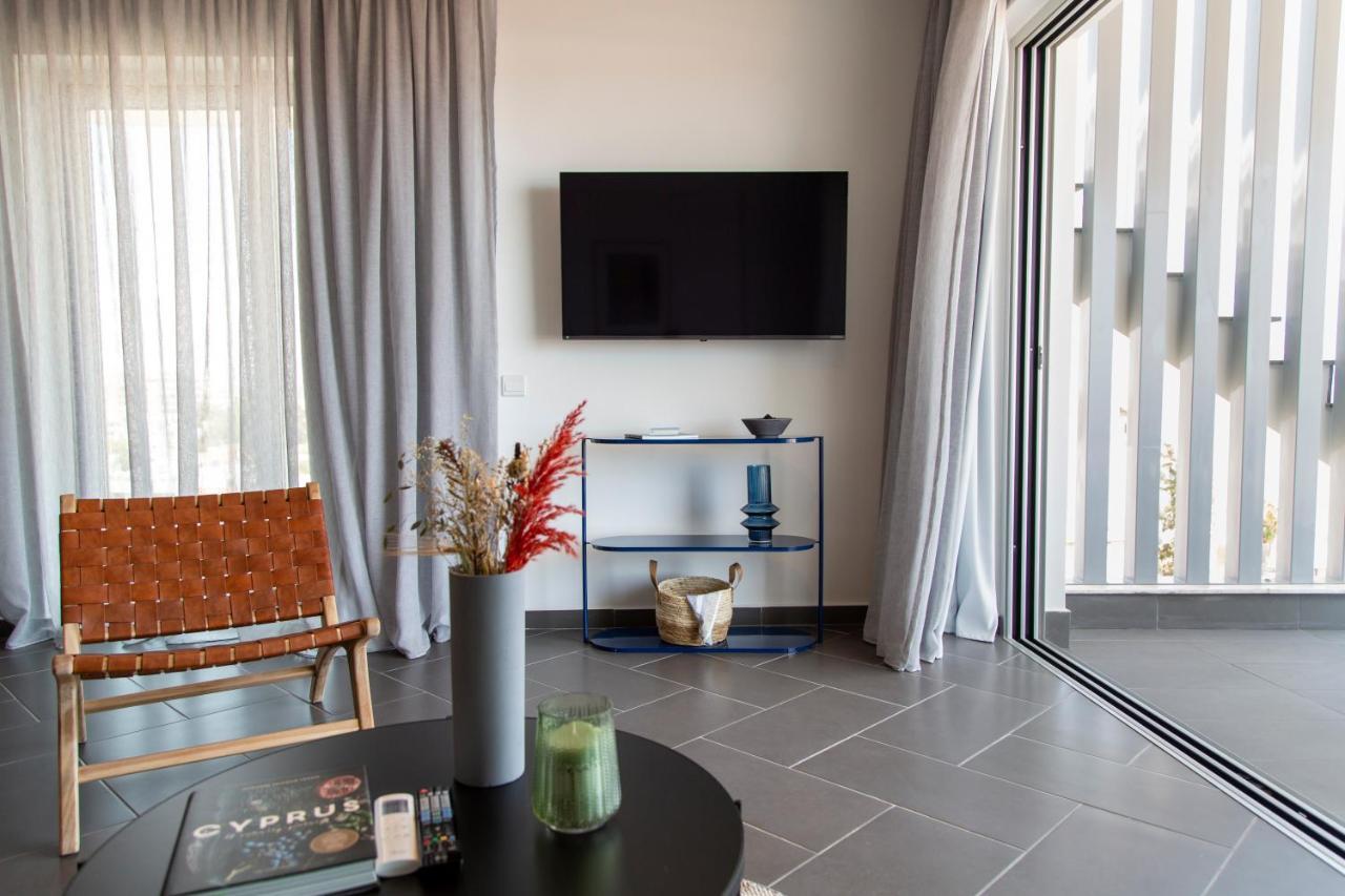 Liv Urban Suites ลาร์นาคา ภายนอก รูปภาพ